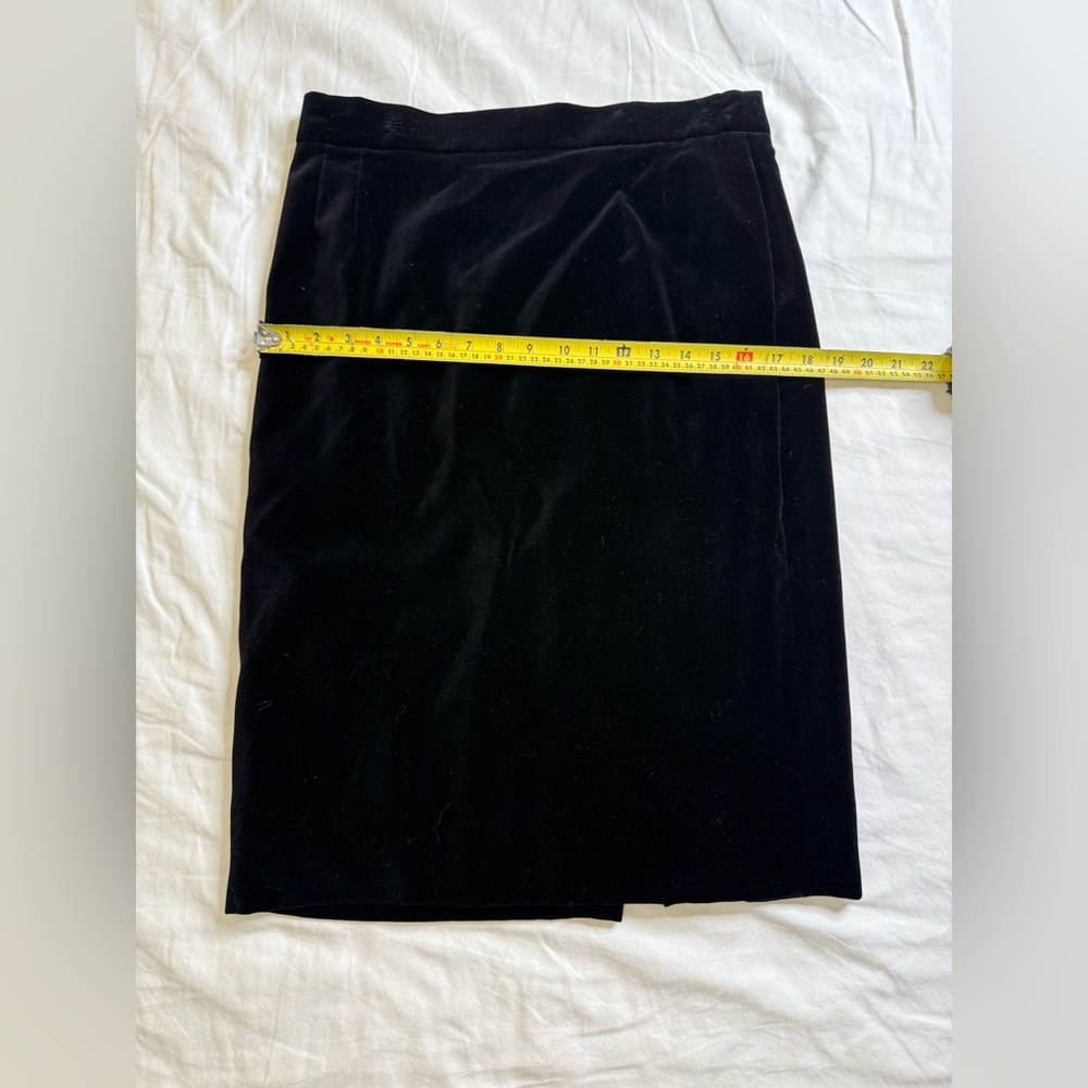 Escada by Margaretha Ley Black Velvet Pencil Skirt Germany 44 (US 8) Vintage - Picture 10 of 10